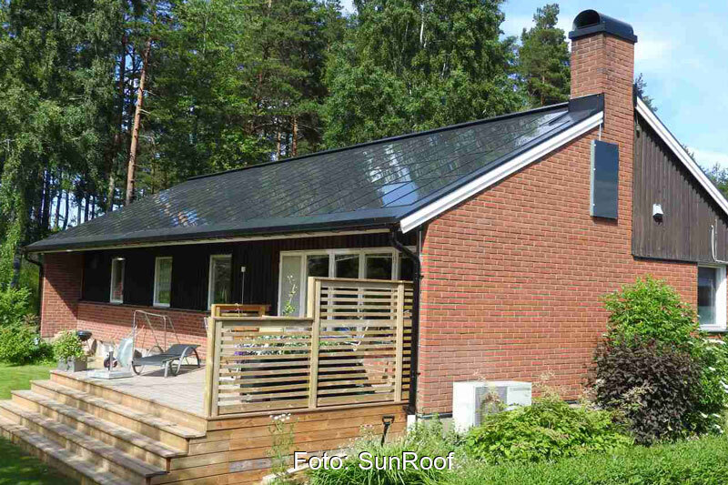 Haus mit Solardach in Schweden