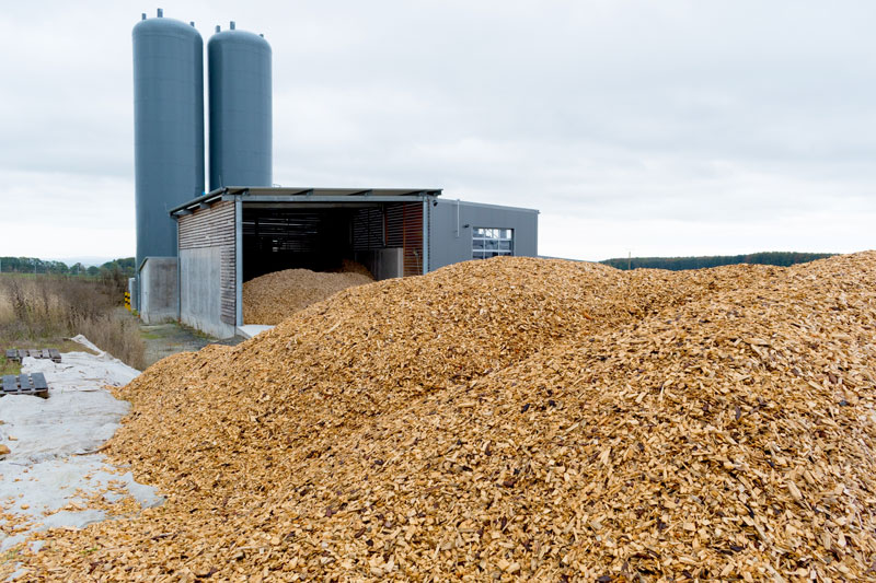 Holz-Solar-Heizzentrale in Mengsberg