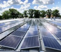 Photovoltaik-Anlage auf Gewerbe-Immobilie