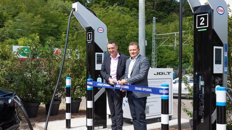 Die Aufträge betreffen laut ADS-Tec Energy in erster Linie die batteriegepufferten Ultraschnellladesysteme, aber auch stationäre Speichersysteme.
