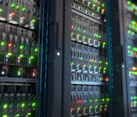 Blick auf die Server eines Rechenzentrums.