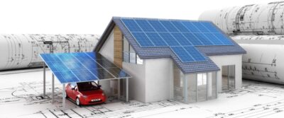 Animation zeigt Haus und Carport mit PV auf Dokumenten mit technischen Stromleitplänen.