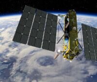 Ein Satellit mit Photovoltaik-Flügeln, Tesla plant eine 100-Gigawatt-Solarfabrik für Weltraum-Rechenzentren