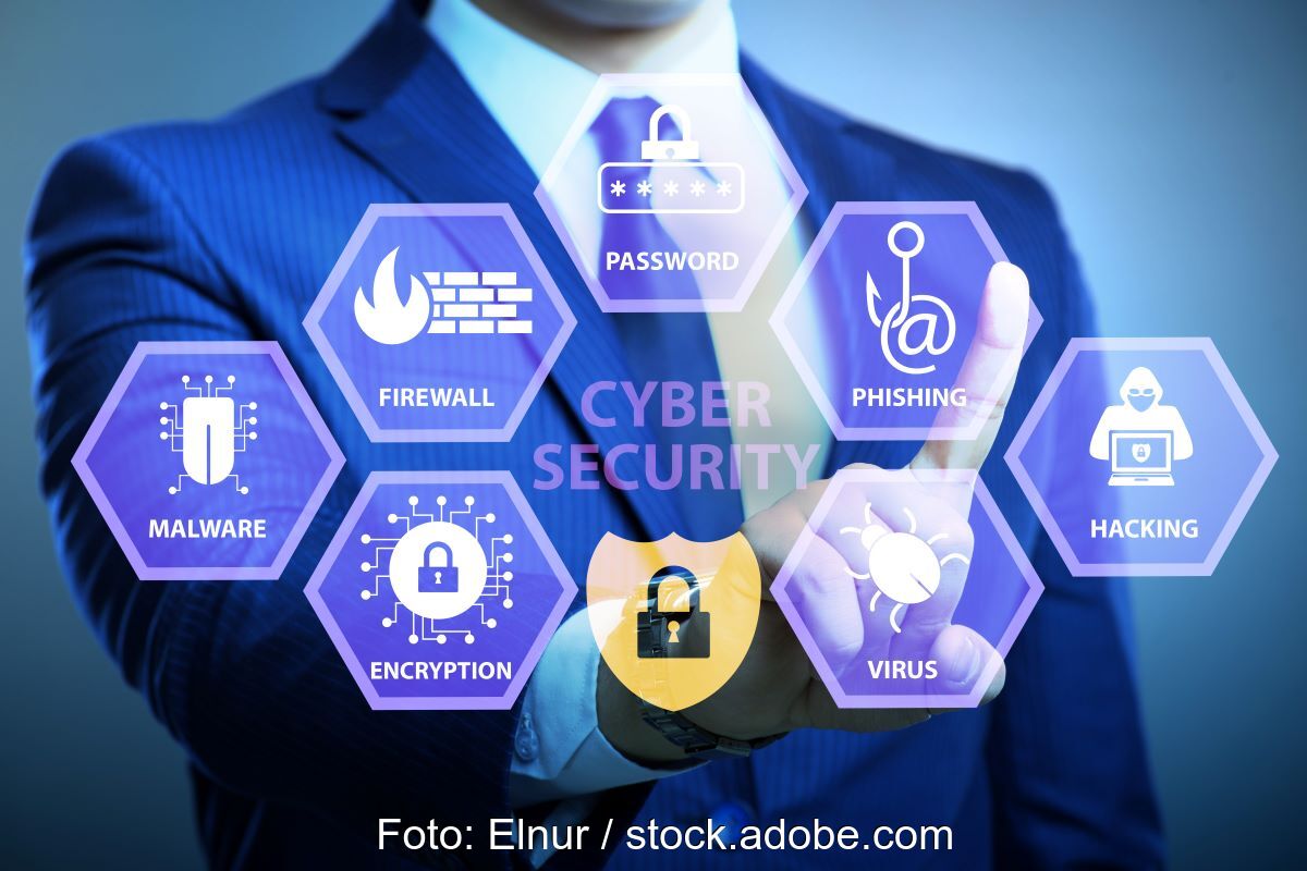 Business-Mann vor Auswahlfeldern für IT-Sicherheit.
