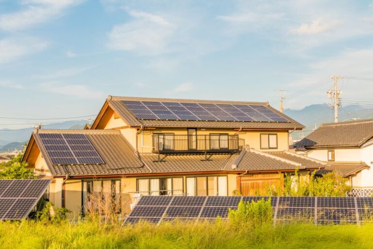 Photovoltaik Solarstrom mit den Nachbarn nutzen Solarserver