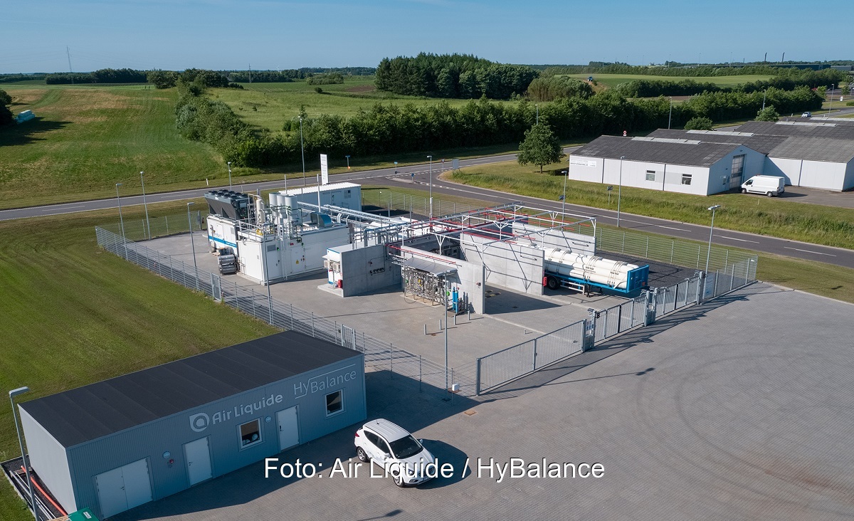 Zu sehen ist die HyBalance-Elektrolyse-Anlage in Dänemark.