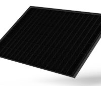 Im Bild das Indach-Photovoltaik-Modul Leo Sol 385-400W von Aleo.