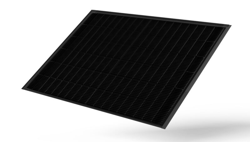Im Bild das Indach-Photovoltaik-Modul Leo Sol 385-400W von Aleo.