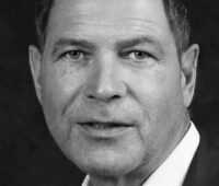 Zu sehen ist Dr. Axel Berg.