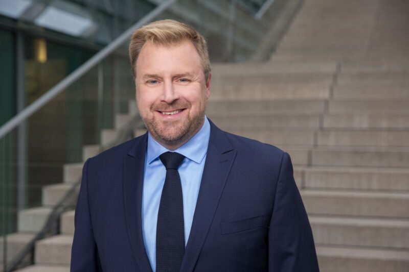 Portrait des BDH-Hauptgeschäftsführers Markus Staudt.