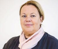 Portraitfoto von BEE-Präsidentin Ursula Heinen-Esser