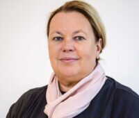 Portraitfoto von Ursula Heinen-Esser, Präsidentin des Bundedesverbandes Erneuerbare Energie