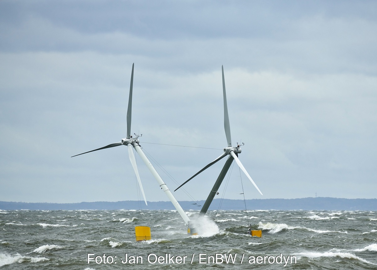 Zu sehen sind schwimmende Windenergieanlagen. Weder solche Neuentwicklungen noch gegründete Anlagen haben im zweiten Halbjahr 2020 zum Ausbau der Offshore-Windenergie beigetragen.