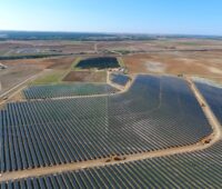 Zu sehen ist der Photovoltaik-Solarpark Tordesillas.