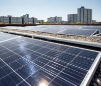 Der Bezirk Steglitz-Zehlendorf und die Berliner Stadtwerke haben einen Vertrag über ein so genanntes Photovoltaik Bezirkspaket geschlossen.