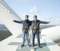 Im Bild Michael Schlüß und Heinz Thier, Geschäftsführer der BBWind Projektberatungsgesellschaft.
