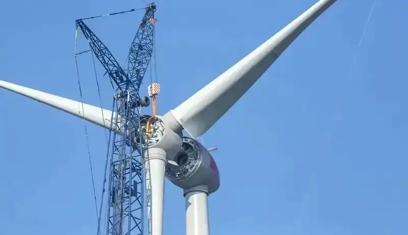 Im Bild ein Windenergieanlage, die Ausschreibung für Windenergieanlagen an Land zum Gebotstermin 1. August 2023 war erneut unterzeichnet.