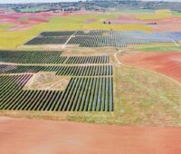 Luftbild eines großen PV-Projekt in Südspanien.