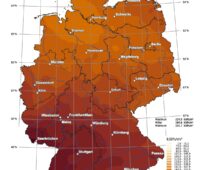 Zu sehen ist eine Deutschland-Karte mit der Sonneneinstrahlung in Deutschland im Juli 2026.
