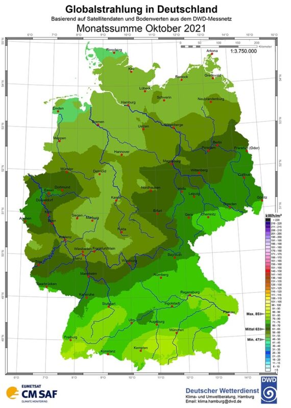 Zu sehen ist eine Karte mit der Sonneneinstrahlung in Deutschland im Oktober 2021.