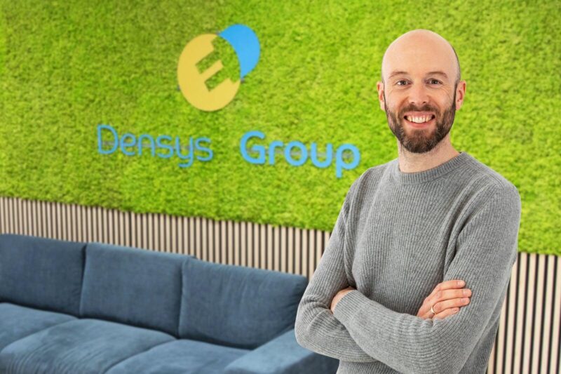 Halbportrait von Steffen Binzel, Geschäftsführer von Densys pv5