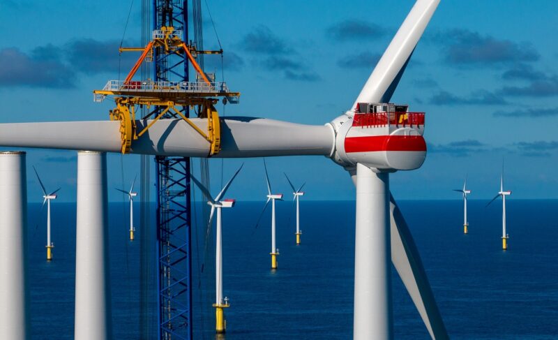 Die deutsche Offshore-Windbranche fordert von der Politik mehr Unterstützung bei der Umsetzung der Ausbauziele der Windenergie auf See.