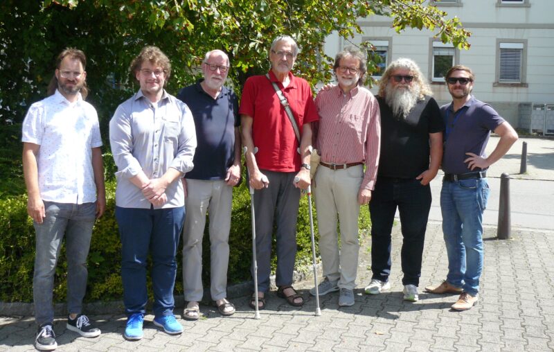 Um Windenergieanlagen am Schwarzwaldgipfel Blauen zu planen und zu betreiben, haben drei Genossenschaften eine Kommanditgesellschaft gegründet.