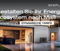 Ecoflow: Zu sehen ist ein modernes Einfamilienhaus mit Blick in die hellbeleuchtete Garage. Darin steht ein Elektroauto, welches an der Wallbox angeschlossen ist. Daneben sind Wechselrichter und ein Energiespeicher zu sehen. Gestalten Sie Ihr Energie Ecosystem nach Maß. Unterstützt Dynamische Tarife.