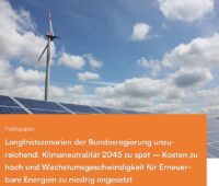 Im Bild das Cover der Analyse der Energy Watch Group zu den Langfristszenarien der Bundesregierung.