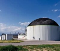 Im Bild eine Biogasanlage, Envitec Biogas blickt optimistisch ins Jahr 2025.