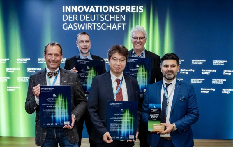 Der Innovationspreis der deutschen Gaswirtschaft in der Kategorie „Effiziente Anwendungstechnik“ geht dieses Jahr an Forscher:innen eines Forschungsverbundes der FH Aachen.