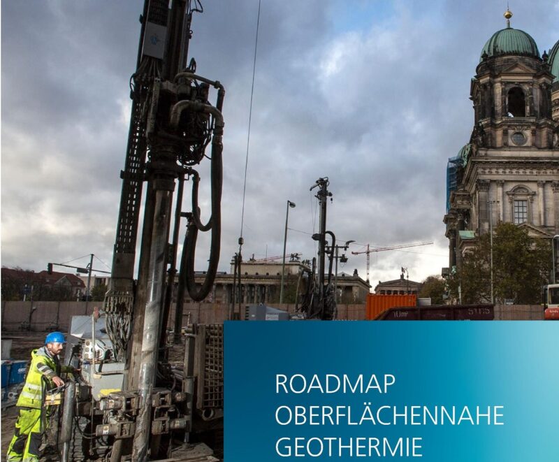 Zu sehen ist das Cover der Roadmap Erdwärmepumpen.