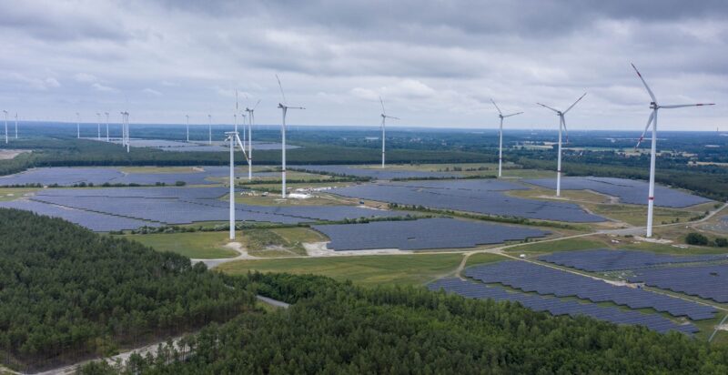 Der Klettwitz Photovoltaik-Solarpark Süd ist am Netz. Die zweite Anlage des Energieparks Lausitz hat eine Leistung von rund 80 Megawatt.