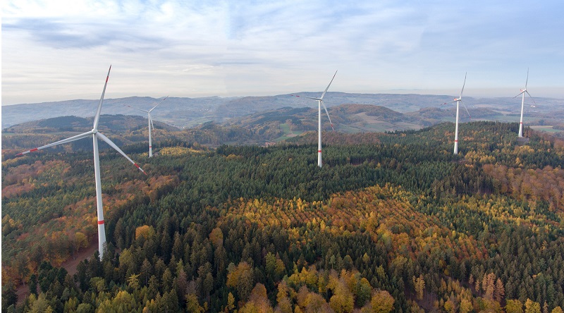 Zu sehen ist der Windpark Kahlberg, ein gemeinsames Windenergie-Projekt von Gaia und EnBW, der2018 in Betrieb ging.