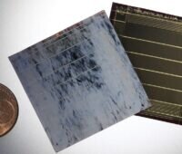 Zu sehen sind die Perowskit-Solarzellen in Marmoroptik.Zu sehen sind die Perowskit-Solarzellen in Marmoroptik.