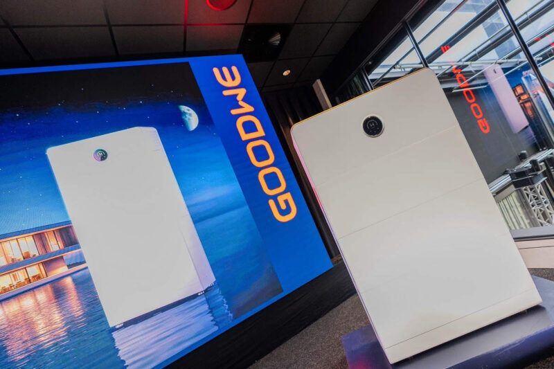 Zu sehen ist der neue Batteriespeicher der ESA-Serie von GoodWE