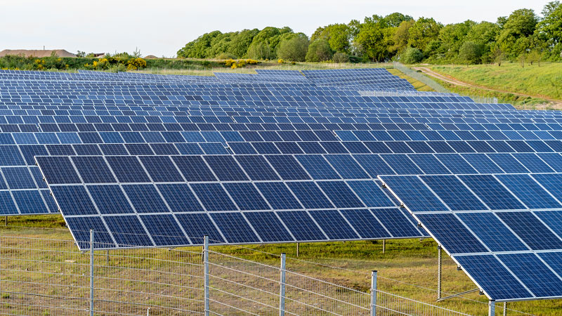 Photovoltaik-Freiflächenanlage: hier verdienen Kommunen künftig mit