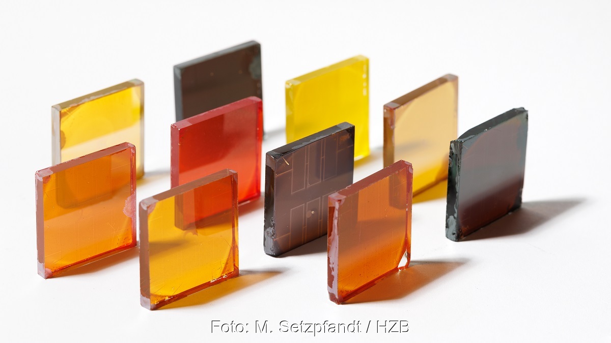 Im Bild Perowskit-Materialien für Halogenid-Perowskit-Solarzellen.