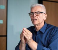Portraitfoto von Regierungspräsident Hans-Josef Vogel
