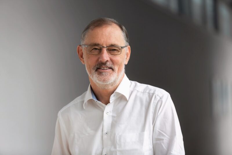 Portraitfoto von Andreas Brett