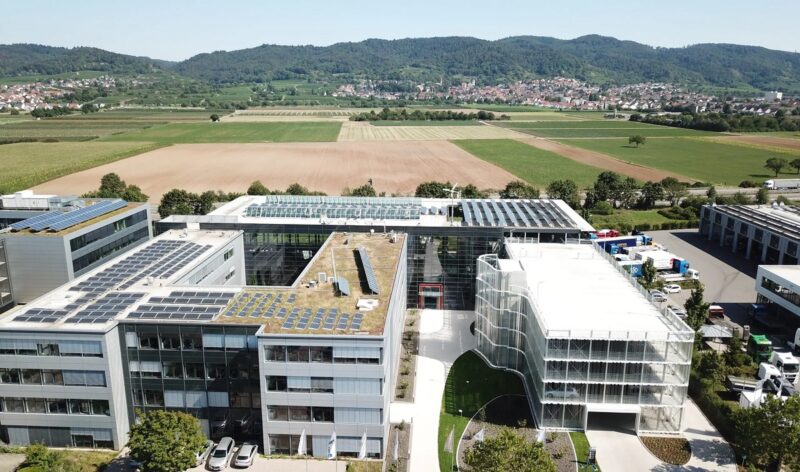 Der Firmensitz von Goldbeck Solar, zur Intersoalr Europe 2026 zeigt das Unternehmen Lösungen zur Automatisierung beim Solarparkbau, für Batteriegroßspeicher, Agri-PV und Cybersicherheit.