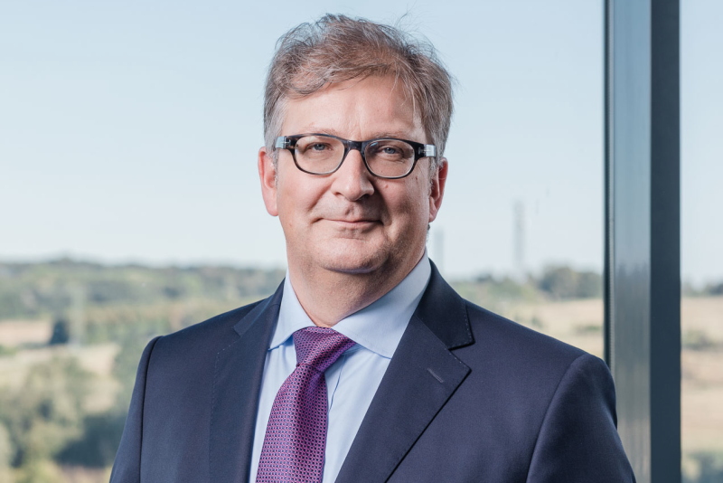 Portrait des neuen CFO von Meyer Burger Jürgen Schiffer.