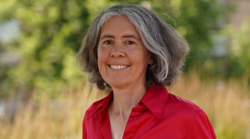 Im Bild Prof. Dr.-Ing. Martina Hofmann, die den Fachbereich Erneuerbare BW, bei der Klima- und Energieagentur Baden-Württemberg aufbauen soll.