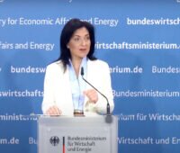 Katherina Reiche beim Pressestatement zur EnWG-Novelle und weiteren Änderungen am Energierecht.