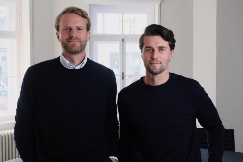Foto zeigt die beiden Gründer von Co-Power: Kilian Zedelius und Jan Krüger