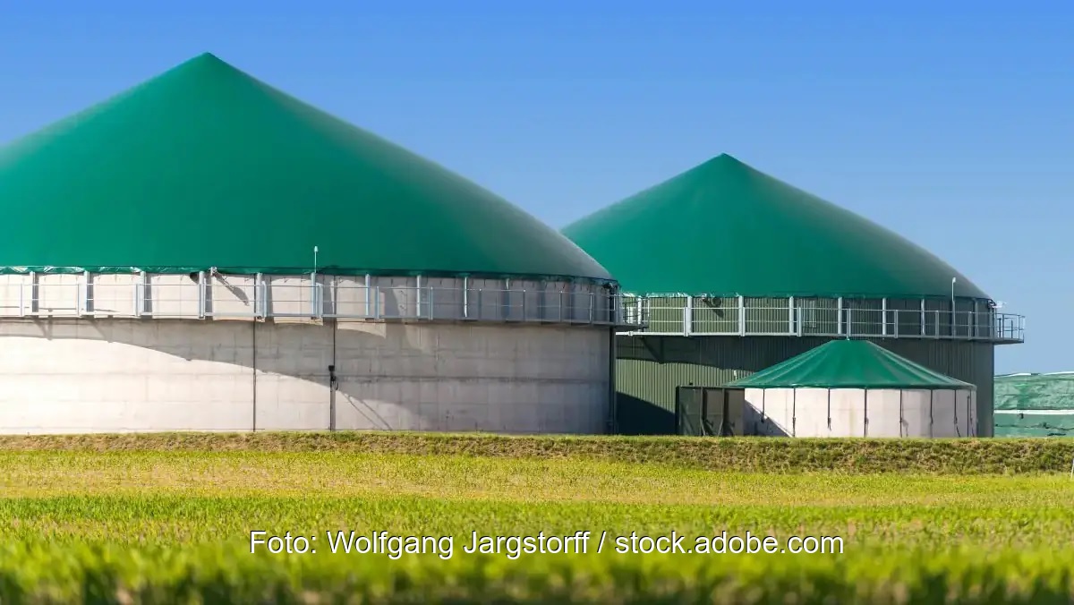 Biogasanlage mit Fermentern.