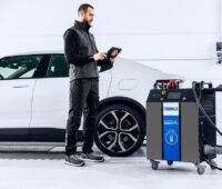 Im Bild die Batteriediagnoselösung E-Health Charge von Mahle.