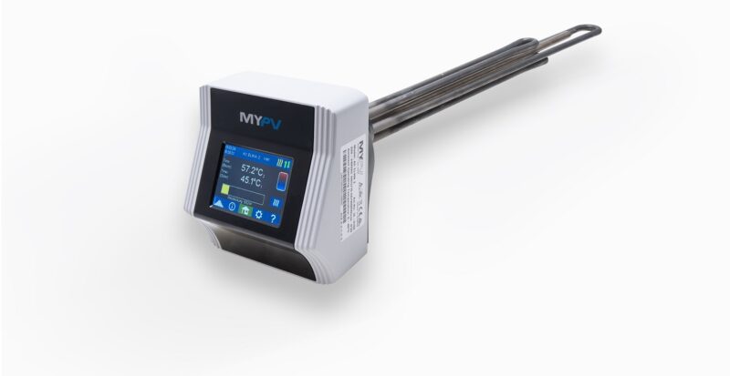 Im Bild der Photovoltaik-Heizstab AC Elwa 2 von My-PV, das Heim-Energiemanagementsystem (HEMS) Clever-PV kann die Warmwasser-Bereitung mit Photovoltaik nun steuern.