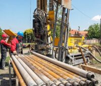 Bohrgestänge für eine Geothermie-Bohrung, NRW hat die Förderung für Geothermie-Projekte ausgebaut.