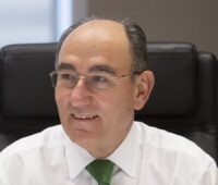 Zu sehen ist Ignacio Galán, CEO von Iberdrola, der mit dem Nettogewinn von Iberdrola zufrieden ist.